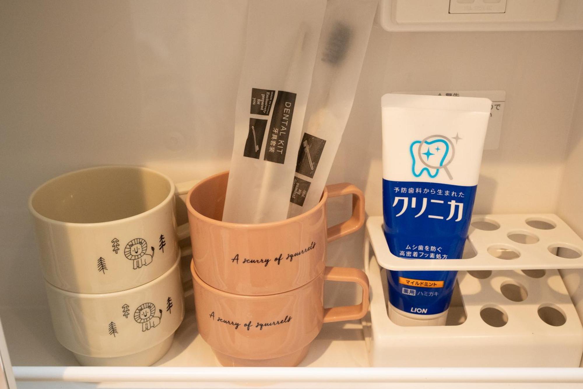 虹の宿101 Osaka Buitenkant foto